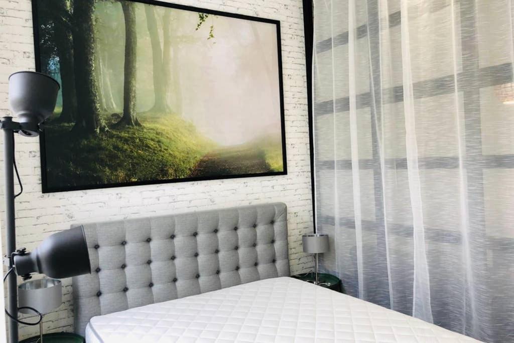 Zeus Design Herz Apartamento *
